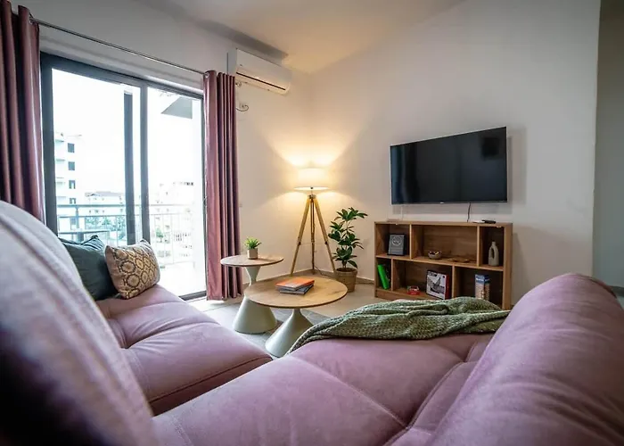 Apartament Living Golem (Tirana)